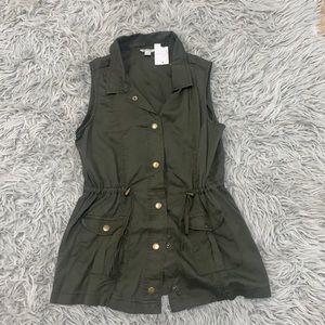 JM Sportswear Est 1946, Oak Moss size small